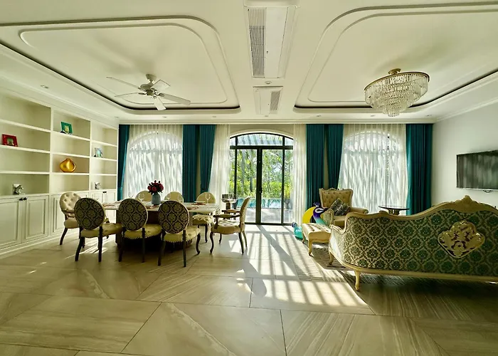 Bellevue West Phu Quoc 4Br Beachfront Villa With Private Swimming Pool